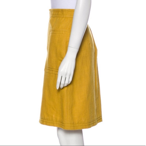 Aquilano Rimondi Knee Length Mustard Skirt - Picture 2 of 9